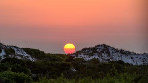 Sunset, St. Andrews State Park, Panama City Beach, FL.  ©2014 Kevin Novak.