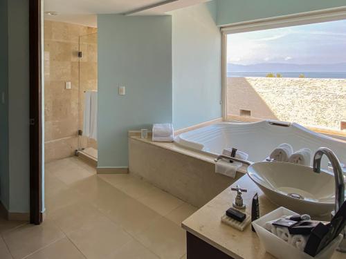 2021-05-21 Novak 021-Edit