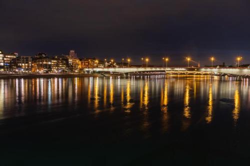 2021-12-12 Novak 009-HDR-PSEDIT